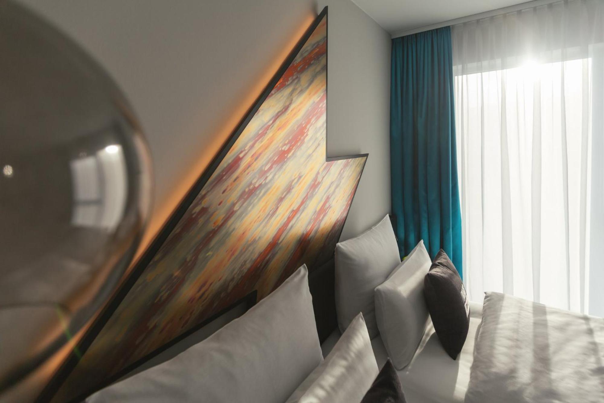 Holiday Inn - The Niu, Flash Berlin Charlottenburg By Ihg Exteriör bild