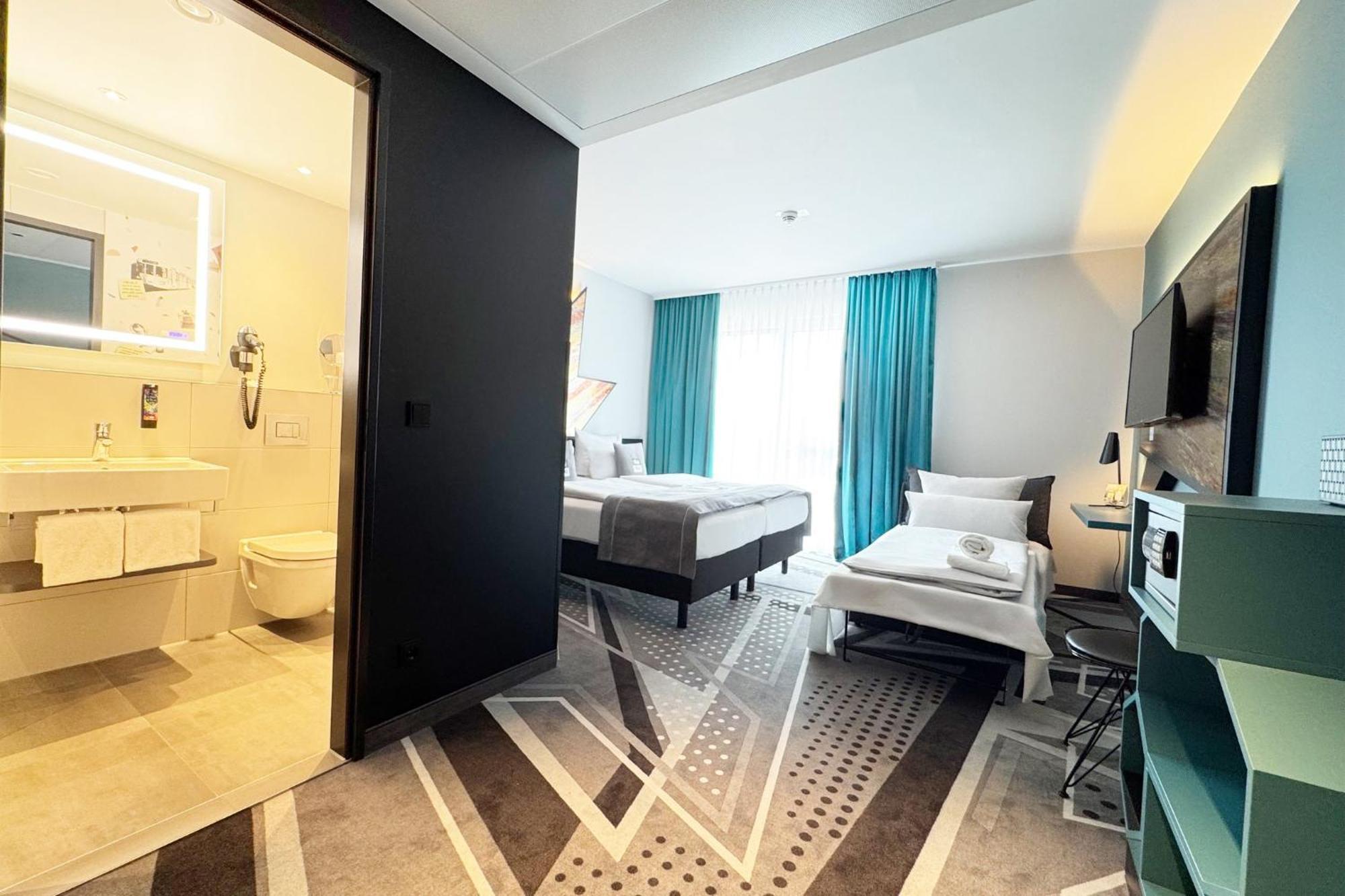 Holiday Inn - The Niu, Flash Berlin Charlottenburg By Ihg Exteriör bild