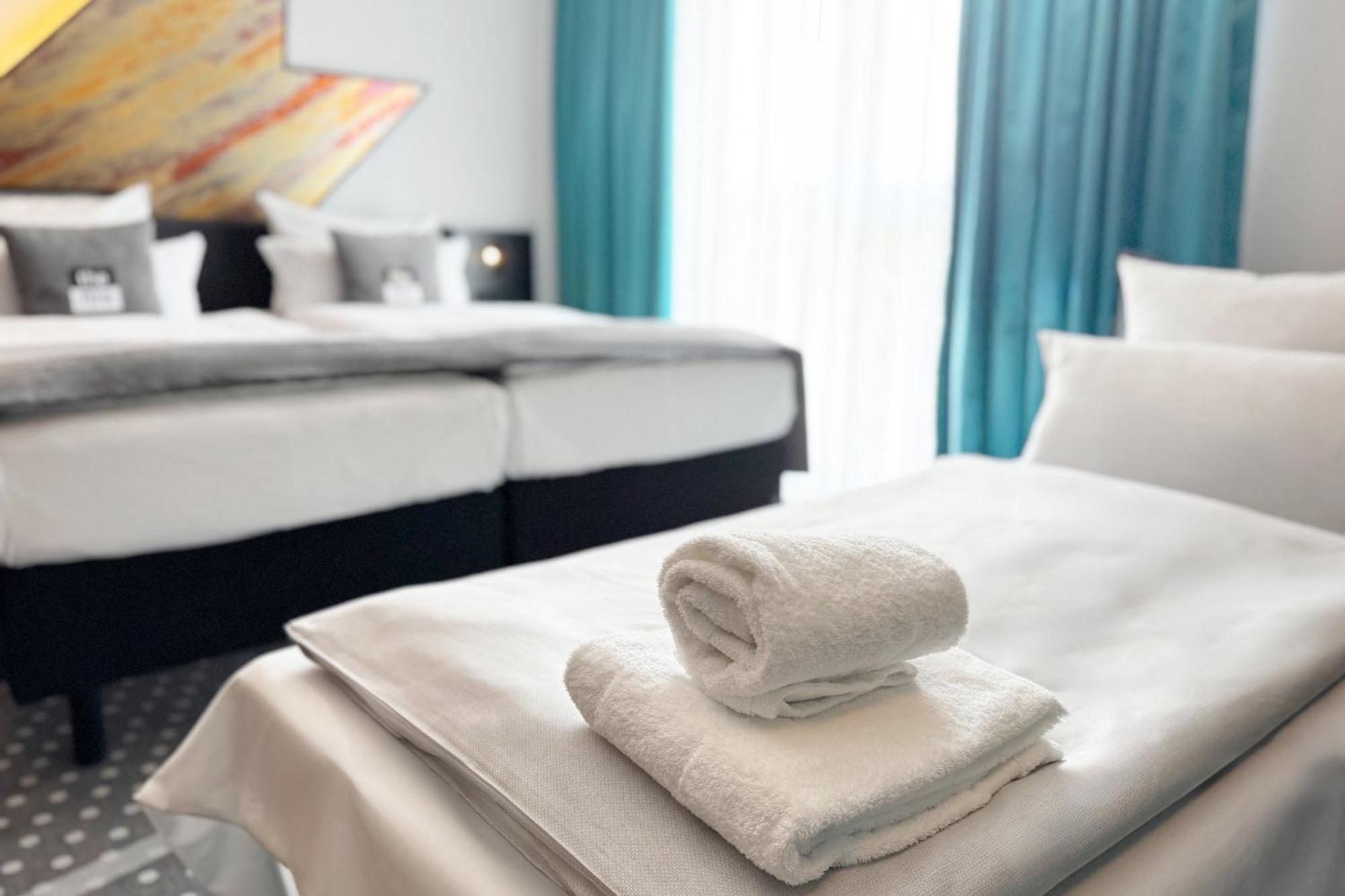 Holiday Inn - The Niu, Flash Berlin Charlottenburg By Ihg Exteriör bild